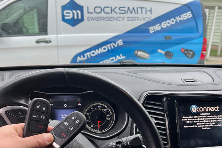 Professional car key programming service in Cleveland, OH